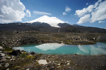 Бирюзовые моренные озера Эльбрус высота 3500м